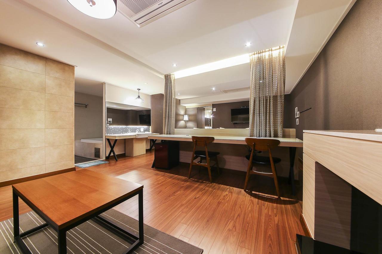 Regency Hotel Seongnam Luaran gambar